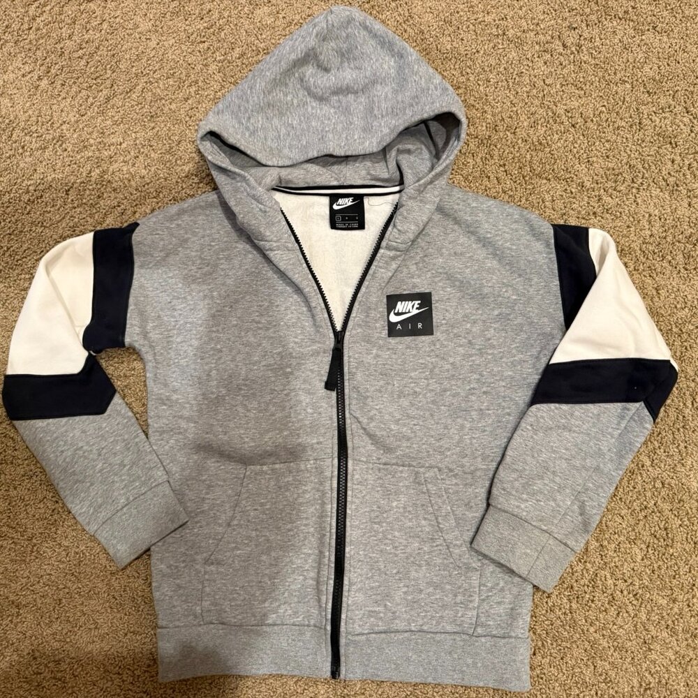 NWOT Nike Kids Large zipper jacket